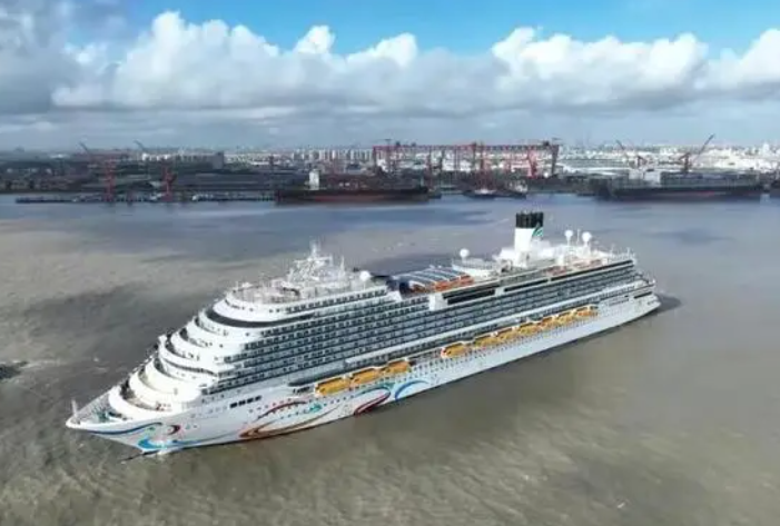 中國船舶集團國產首艘大型郵輪完成多項重要試驗！